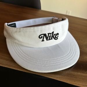 NIKE Golf Visor